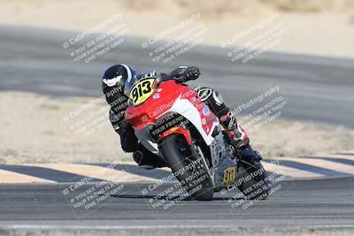 media/Dec-07-2025-CVMA (Sun) [[3e7d2de5dc]]/Race 9-Formula UL Shootout/